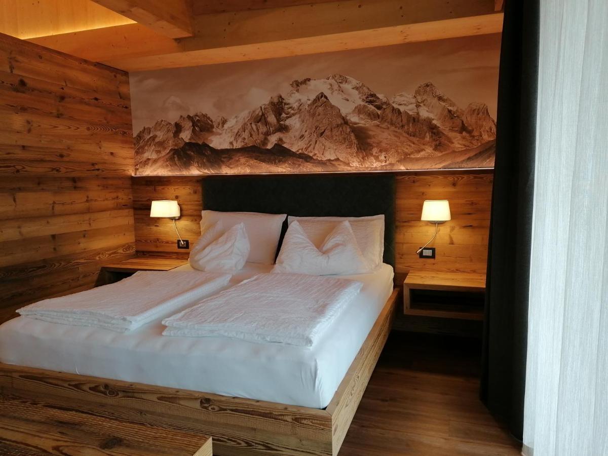 Dolomites B&B - Suites, Apartments And Spa Tesero Bagian luar foto