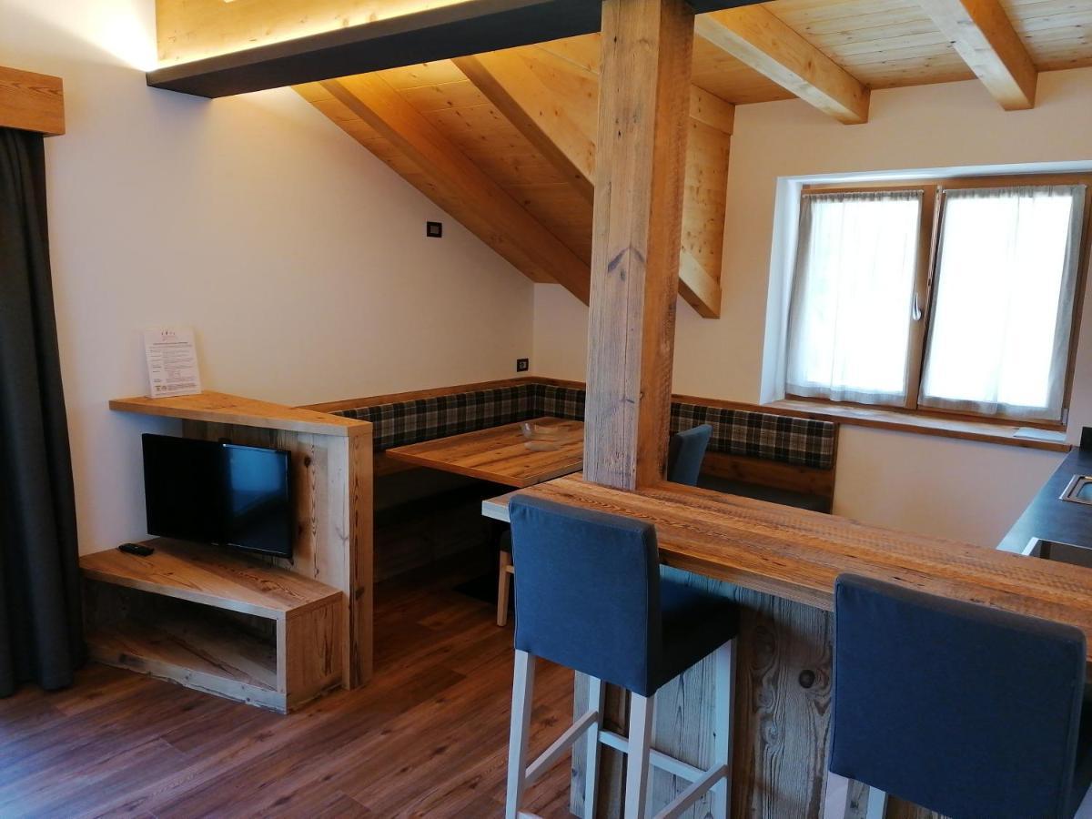 Dolomites B&B - Suites, Apartments And Spa Tesero Bagian luar foto