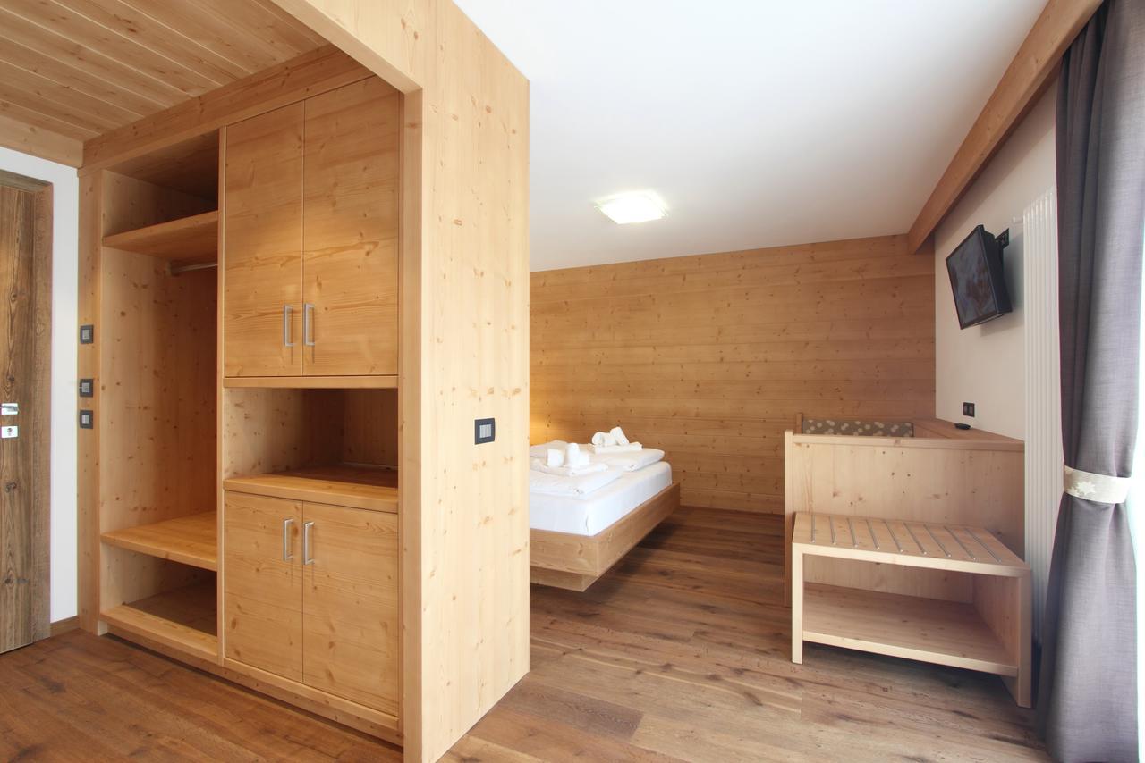 Dolomites B&B - Suites, Apartments And Spa Tesero Bagian luar foto